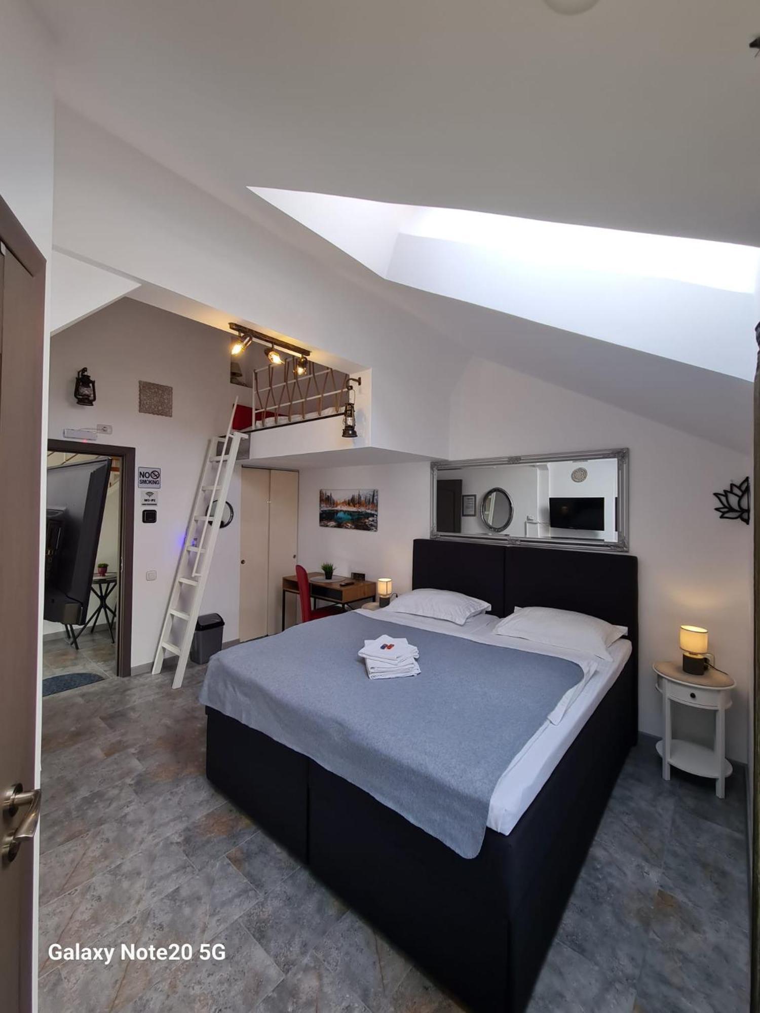Apartament Casa Aryan Sînpetru Zewnętrze zdjęcie